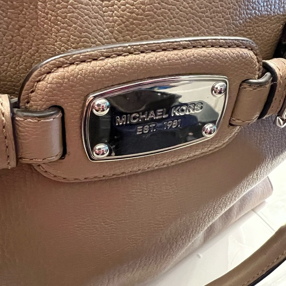 Michael Kors - Picture 4 of 4